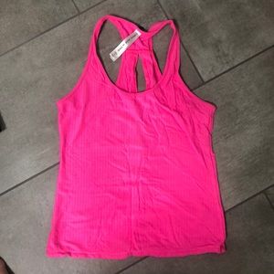 Workout tank top